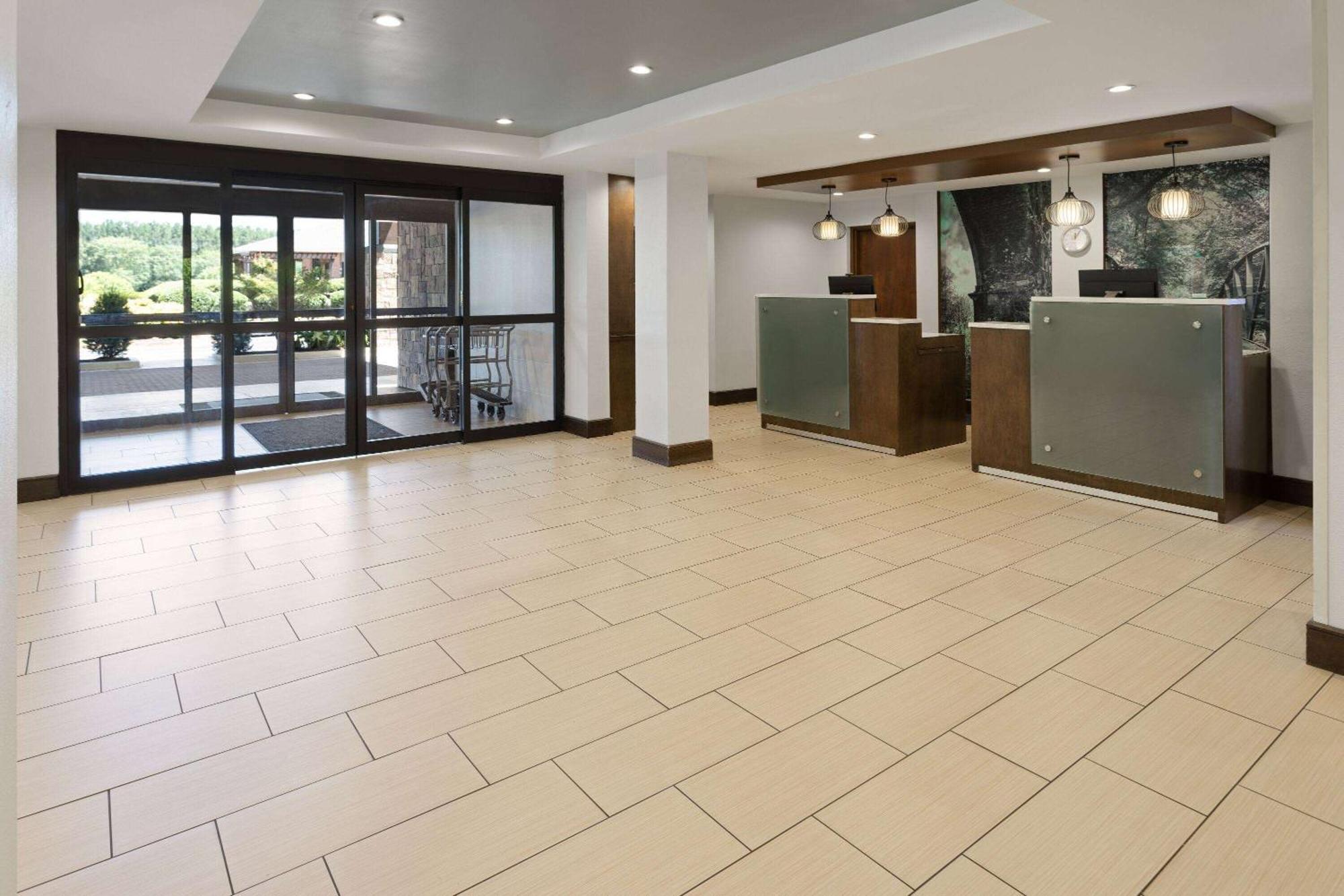 Hotel La Quinta By Wyndham Lagrange / I-85 Esterno foto
